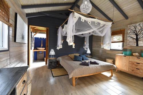 The BlueBamboo_1_image