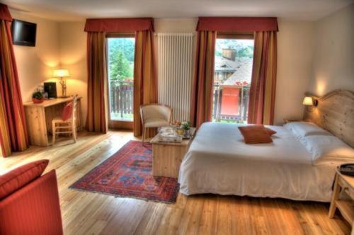 Cresta Et Duc Hotel - image 7