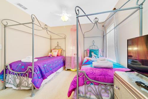 Disney Dream Home - image 3