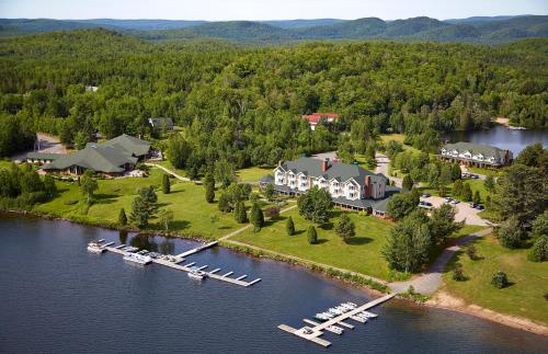 Auberge du Lac-à-l'Eau-Claire