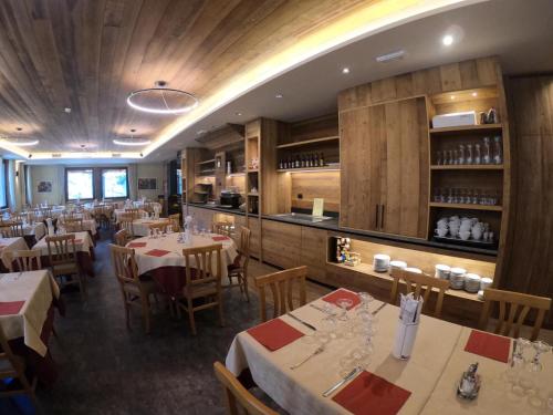 Hotel Ristorante Miramonti - image 4