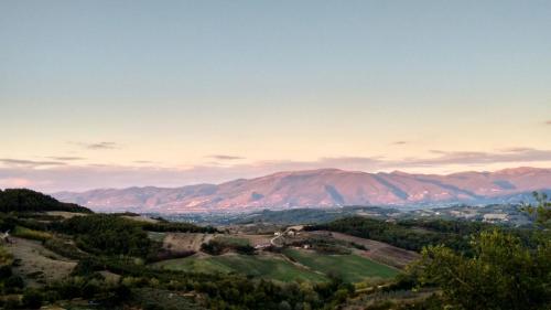  Il Podere dell Aia- Appartamento Glicine, Pension in Spoleto bei Messenano