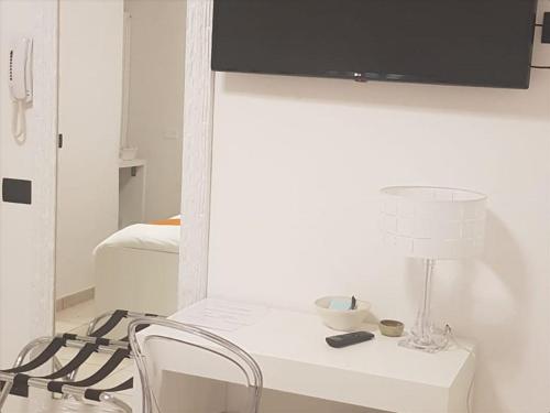 TAMB&B1 Deluxe Twin and or Double Room with Private Bathroom - Camera Deluxe Singoli e o Matrimoniale con bagno privato, Boloňa (fotografie 4)