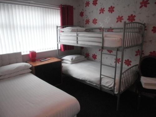 The Withnell Hotel - image 10