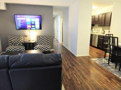 Desirable Condo in Central Raleigh in Raleigh, USA