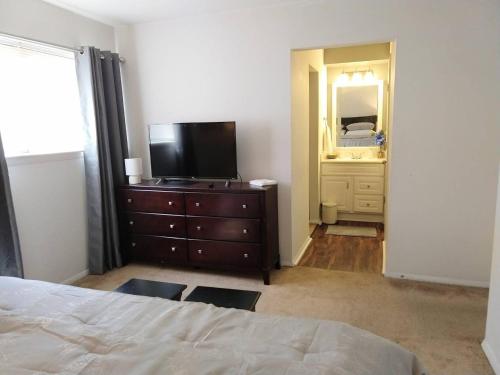 Desirable Condo in Central Raleigh