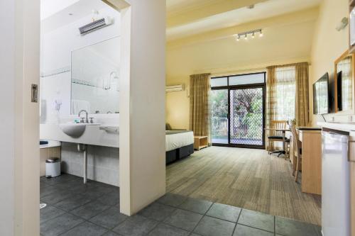 hotel photo
