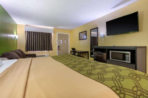 Econo Lodge Nashville Airport East