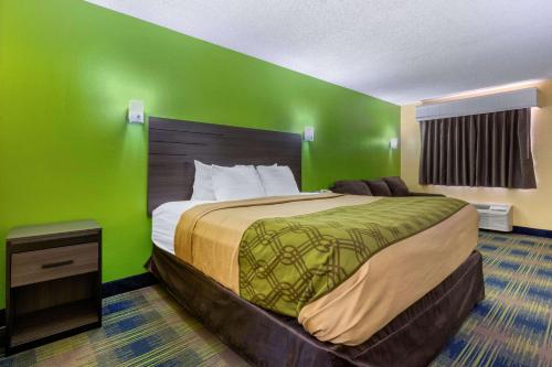 Econo Lodge Nashville Airport East