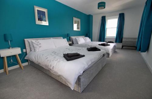 Beautiful modern house in the heart of Gower