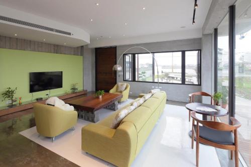 유안수.MHL49 B&B