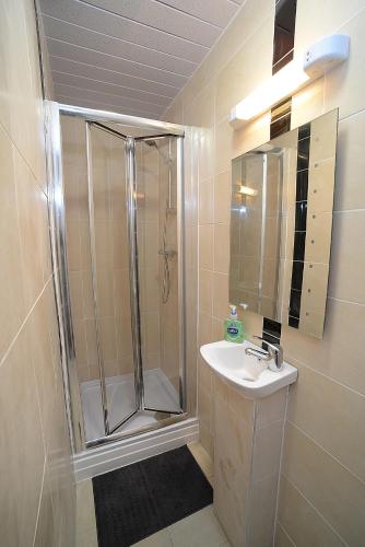 Deluxe Double Room image 10
