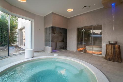 特尔姆维纳多罗酒店