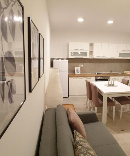 Lovely Private Flats FREE parking in Klisa