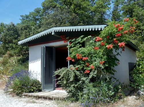 GLORIETTE gîte à louer Sivergues