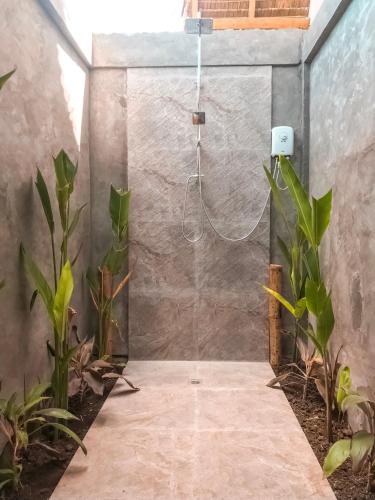 Shower, Bermuda Triangle Bungalows in Siquijor Island