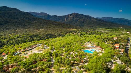 Camping Le Bois Fleuri - image 10