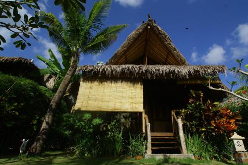 Flower Bud Bungalow Balangan – Canggu, ID