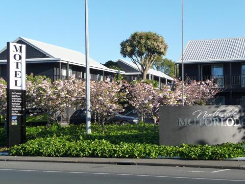 16 Northgate Motor Lodge photo 2
