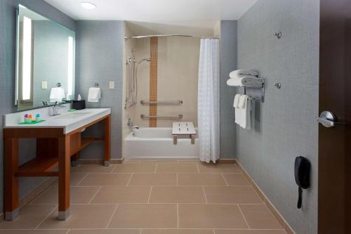Hyatt Place Austin Downtown - image 6