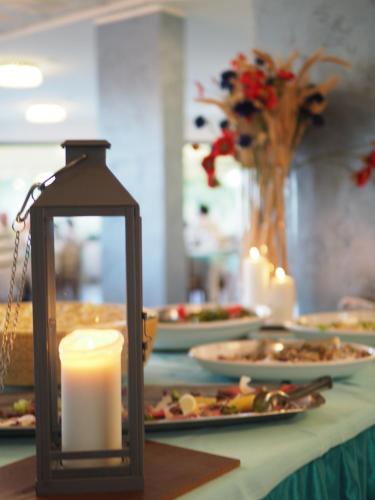 Hotel Colorado Cesenatico - image 11