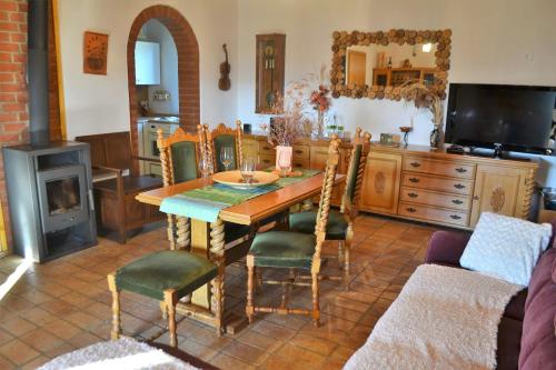 Papa Franks House Papa Franks House