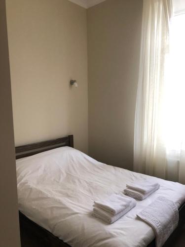 El Mundo Apartments