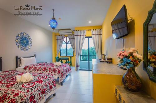 room detail thumbnail 1