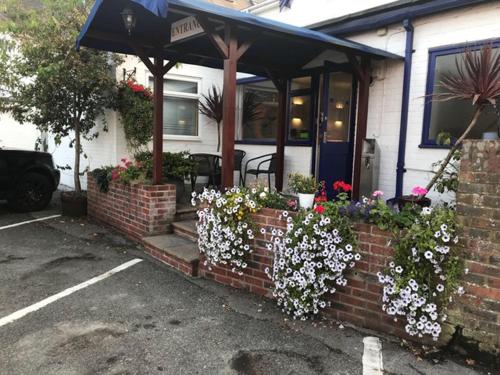 Penny Farthing Hotel & Cottages - image 3