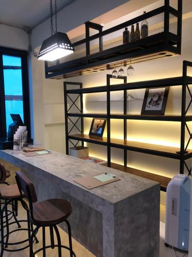 바/라운지, Richmond Nan Hotel near 왓 밍무앙