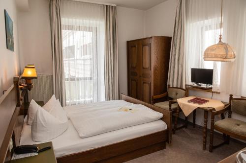 Hotel Vier Jahreszeiten - image 6