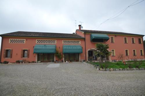 Exterior view, Agriturismo I Marzemini in Legnaro