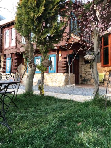 Entrance, Zimer Al-Bayt in Majdal Shams