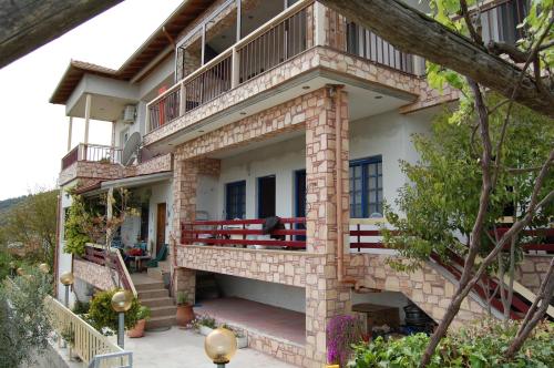  Guesthouse Zografia, Pension in Vrasná bei Mousthéni