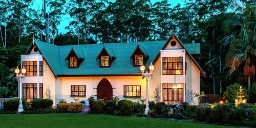 Mt Tamborine Stonehaven Boutique Hotel