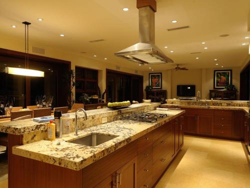 Villa Koa - Hale Koa LUXURY Beachfront - image 2