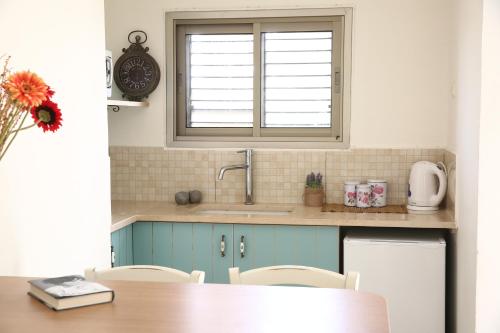 المرافق, Eilot Kibbutz Country Lodging by KHC in إيليوت