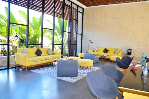 Modern Department with the Best Location, Skybar & Gym