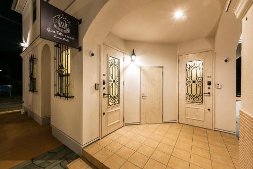 ทางเข้า, Guest Villa Hakone Yumoto RiverSide near สวนสาธารณะปราสาทอิชิกาคิยามะ อิจิยะ