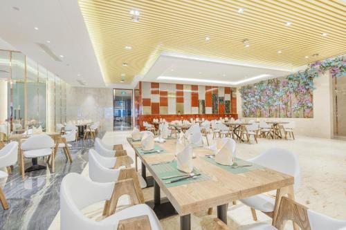 Sanya Yuexin Tomorrow Hotel - 레스토랑
