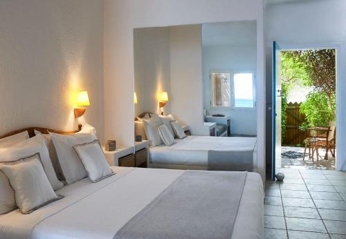 Plaka Sea Front Residence - image 2