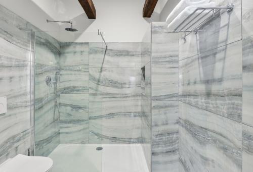 Hotel Garden Court - image 6