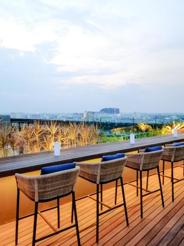 ทัศนียภาพภายนอกโรงแรม, ARTOTEL Gajahmada Semarang in เซมารัง