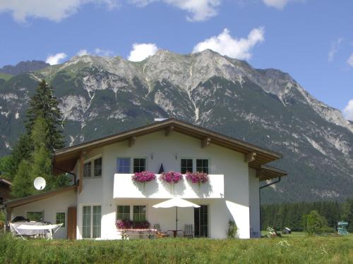  Landhaus Bellamontes, Pension in Leutasch