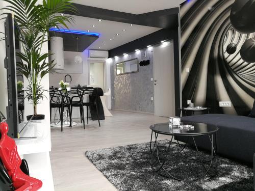 Family City Center Apartments - image 11