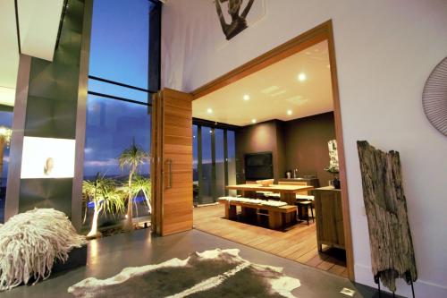 . Dolphin Beach Villa