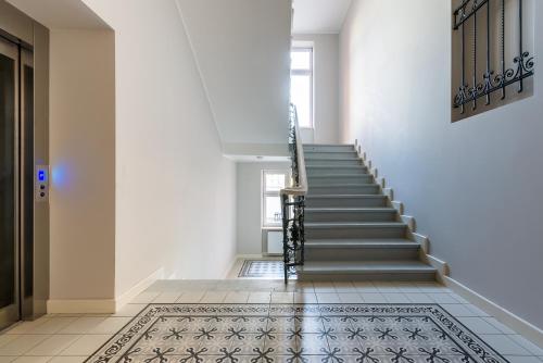 Piekny Klasyczny Apartament w Centrum Poznania