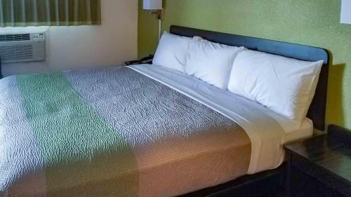 모텔 6 벌링턴, 워싱턴