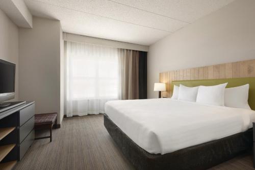 Country Inn & Suites by Radisson, Shoreview, MN