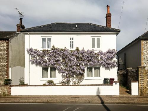 Luxurious 1860's Detached House Near Goodwood And City Centre, , West Sussex